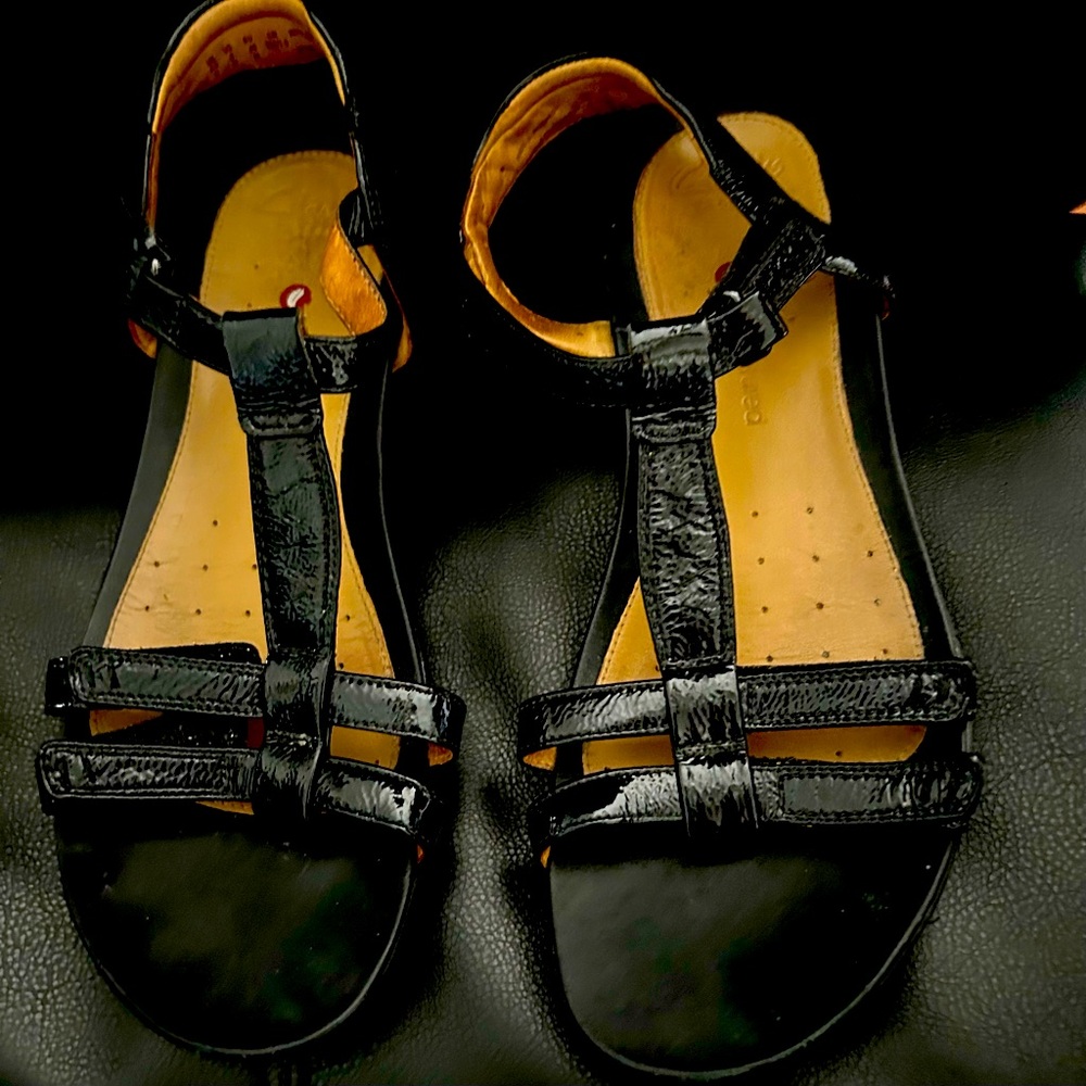 Clarks black patent leather sandals, UN VAZE BLACK PATENT, Size 9 M